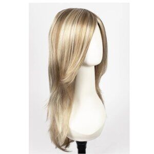 NIB Amanda  by Jon Renau in Malibu Blonde